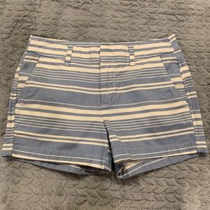 GAP STRIPED SHORTS